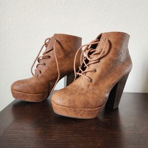 Y2K Brown Lace-Up Chunky Platform Ankle Boots Size: 7.5
